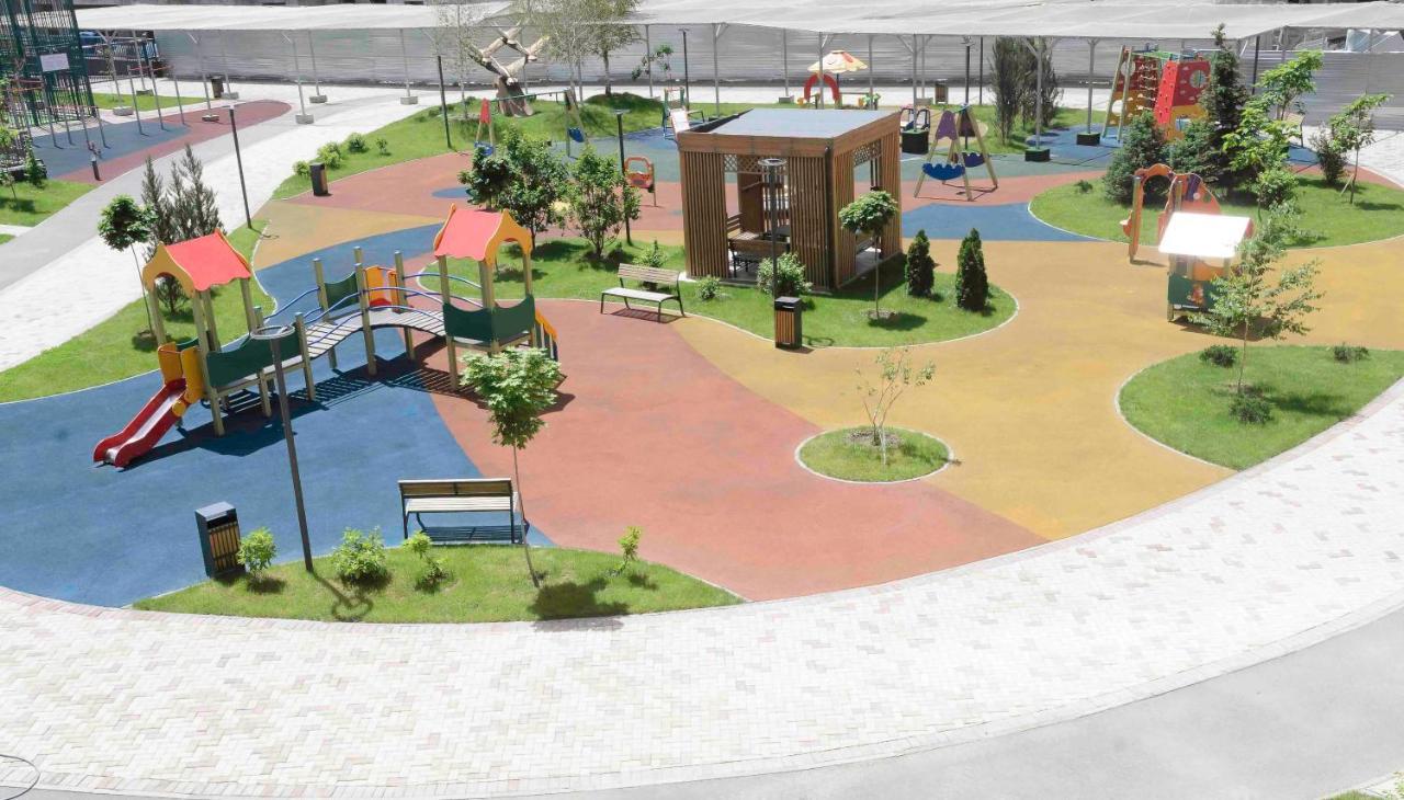 Апартаменты В Жк Laketown На Берегу Озера Almaty Eksteriør billede